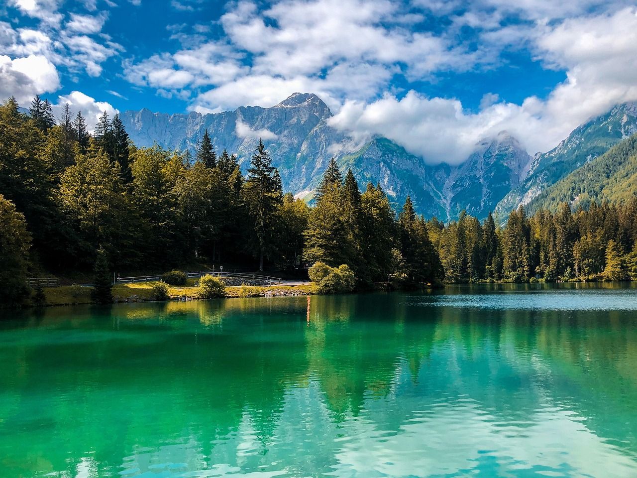 1280x960 Mountains Forest Lake