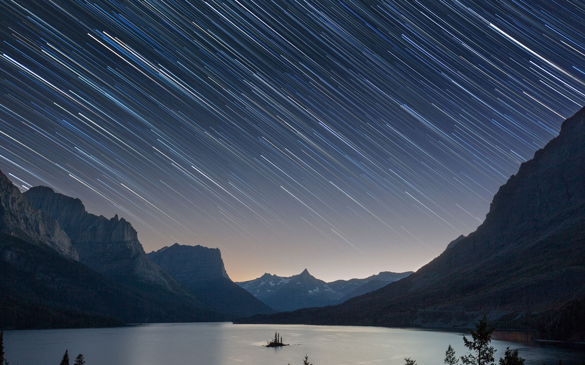 1920x1200 Celestial Star Trails Over Serene Mountain Lake