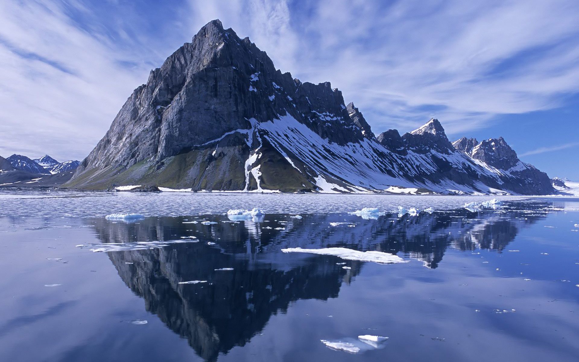 1920x1200 Desktop wallpaper: Nature, Reflection, Earth, Ice, Lake, Landscape, Mountain, Scenic, Snow, Water 4K free download for PC. 538697