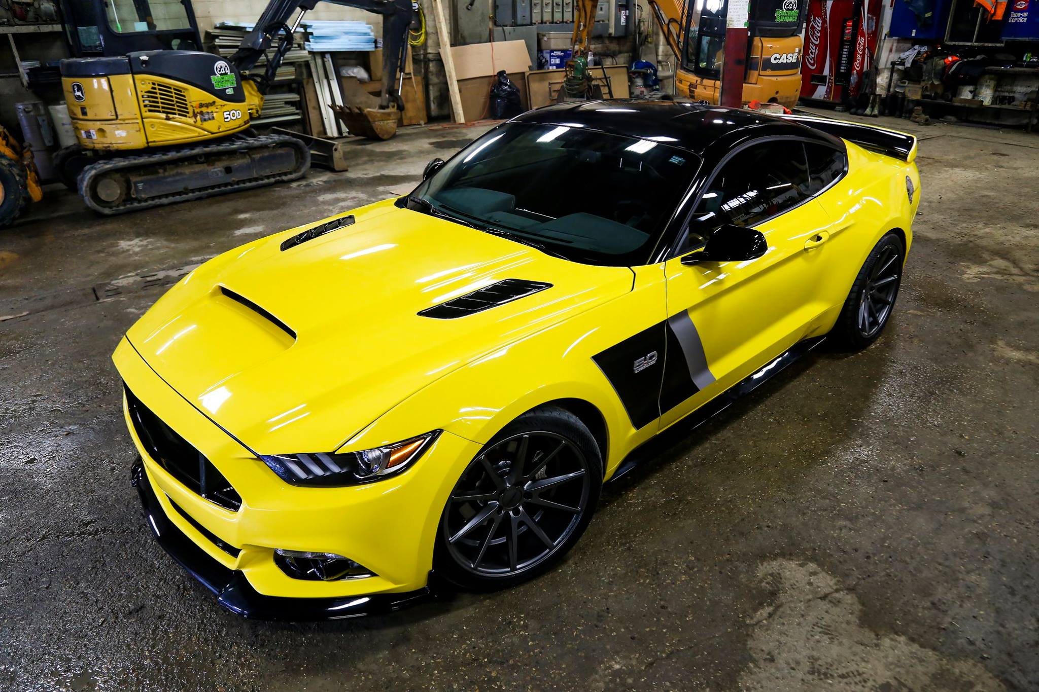 2048x1365 Sleek Custom Built 2017 Mustang
