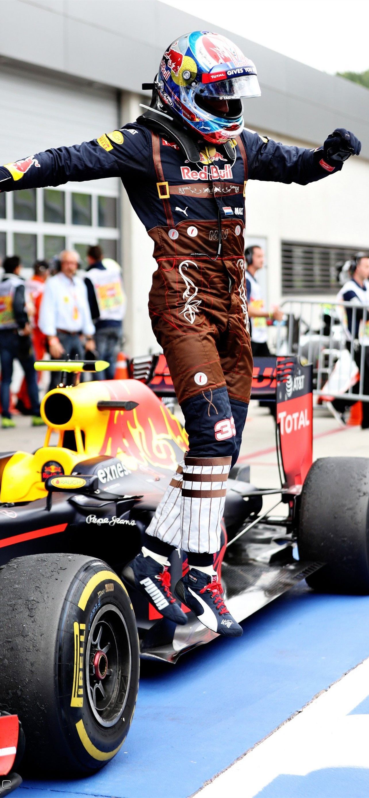 1284x2778 max verstappen iPhone Wallpaper Free Download