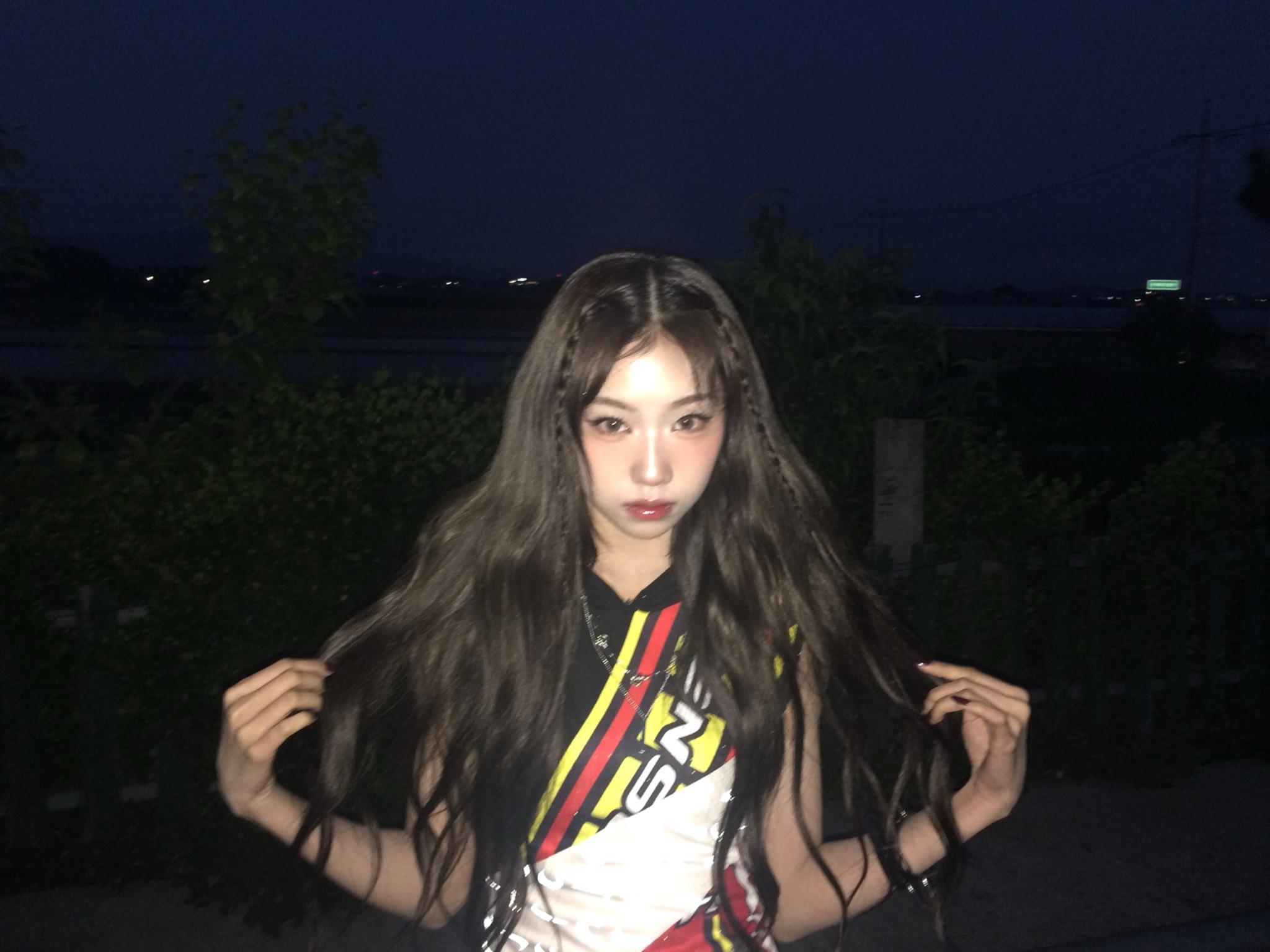 2048x1536 Jungeun twitter update