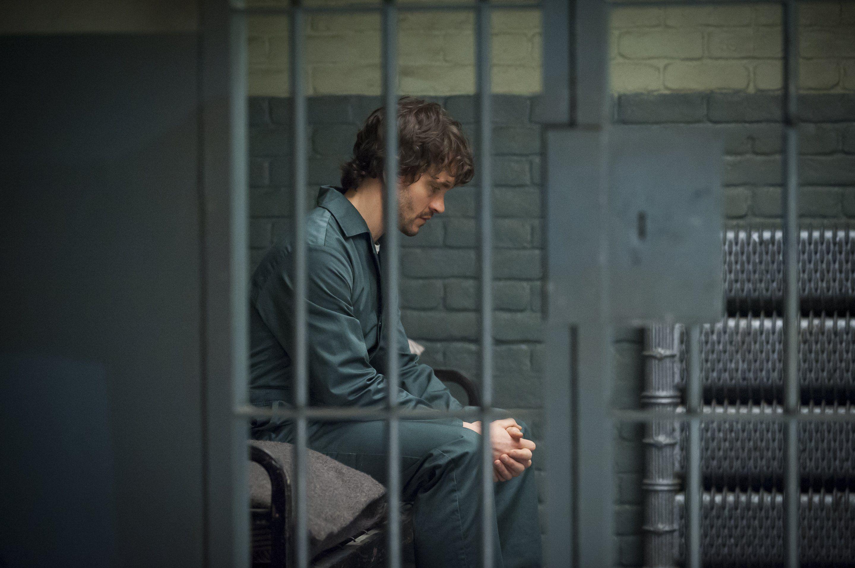 2880x1916 Hugh Dancy Wallpaper:2880x1916