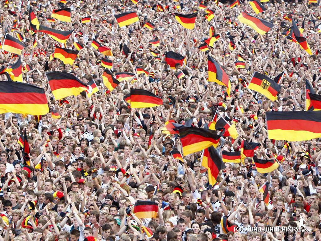 1024x768 Support Die Mannschaft With German National Football Team Wallpaper