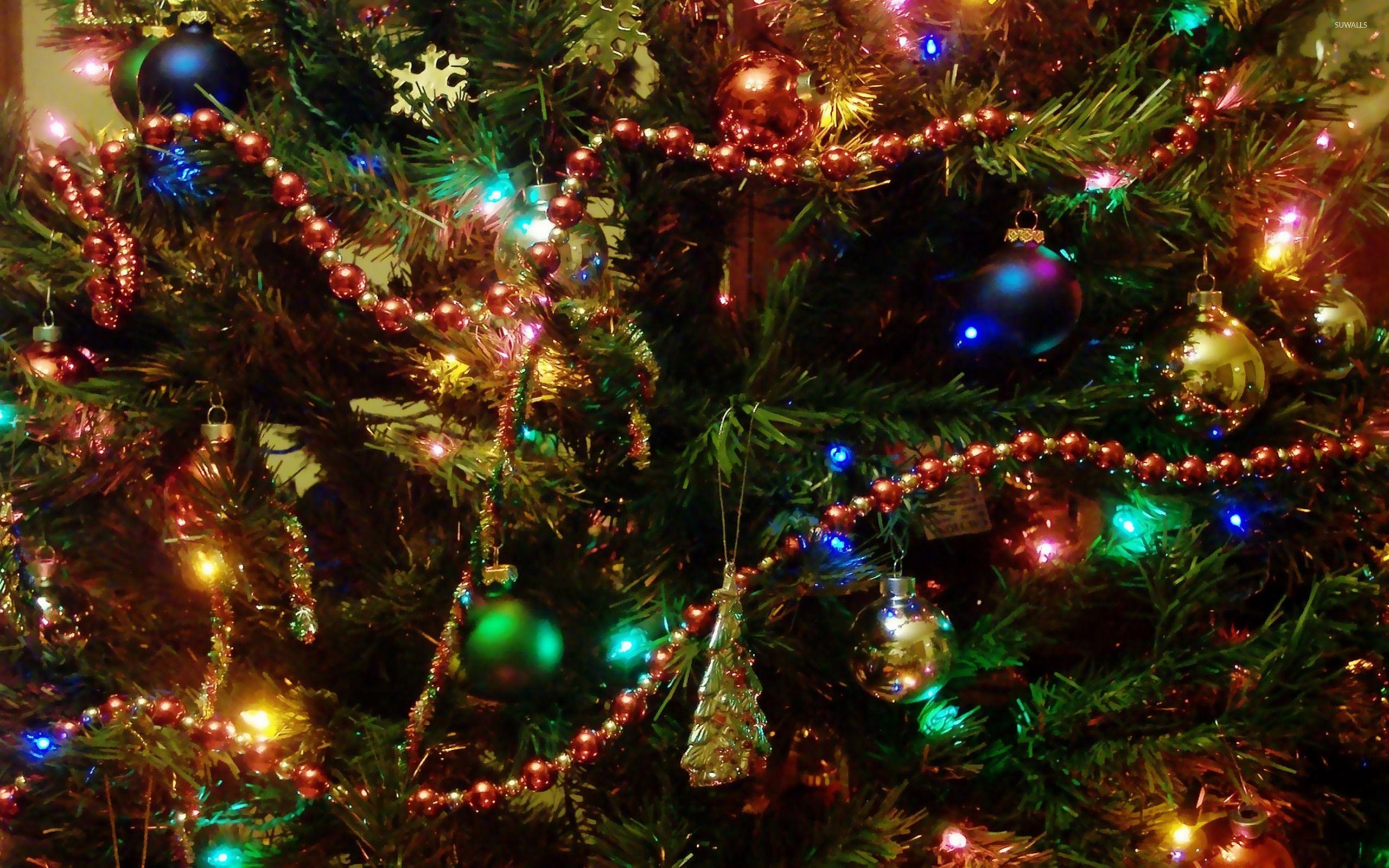 2560x1600 Christmas tree decoration wallpaper wallpaper