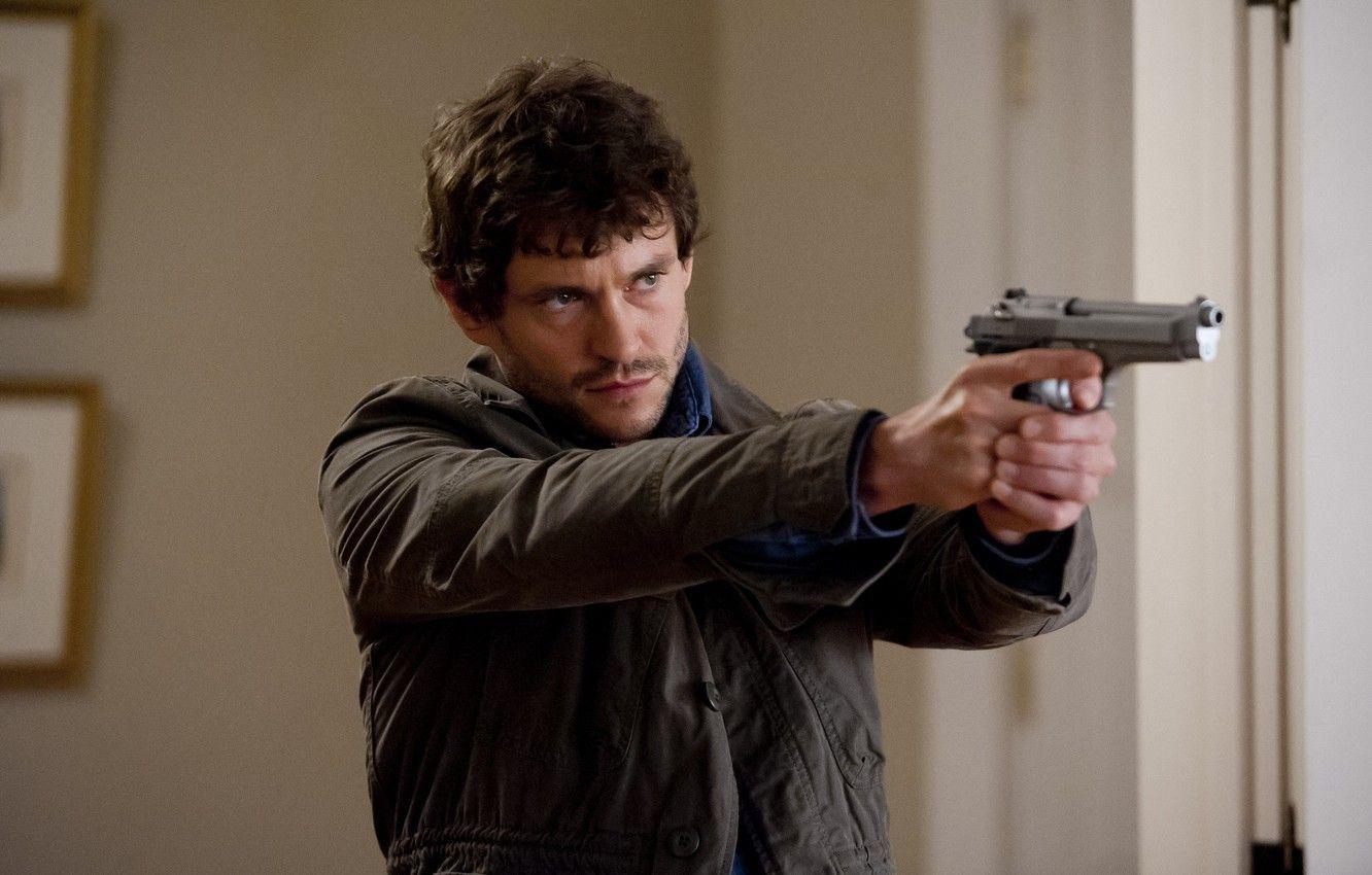 1332x850 Wallpaper gun, actor, the series, character, Hannibal, Hannibal, Will Graham, Hugh Densi image for desktop, section фильмы