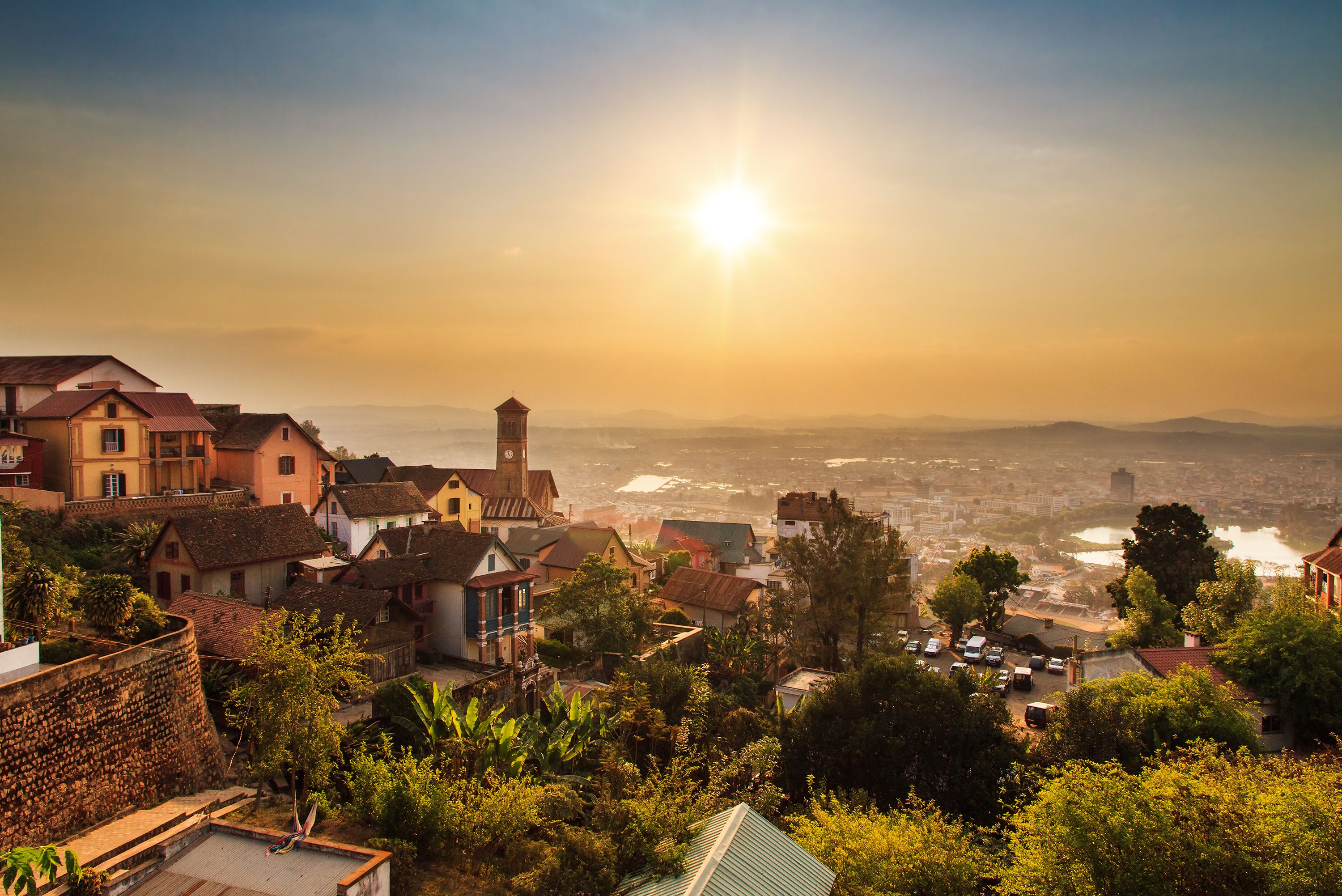 3000x2003 Antananarivo Wallpaper