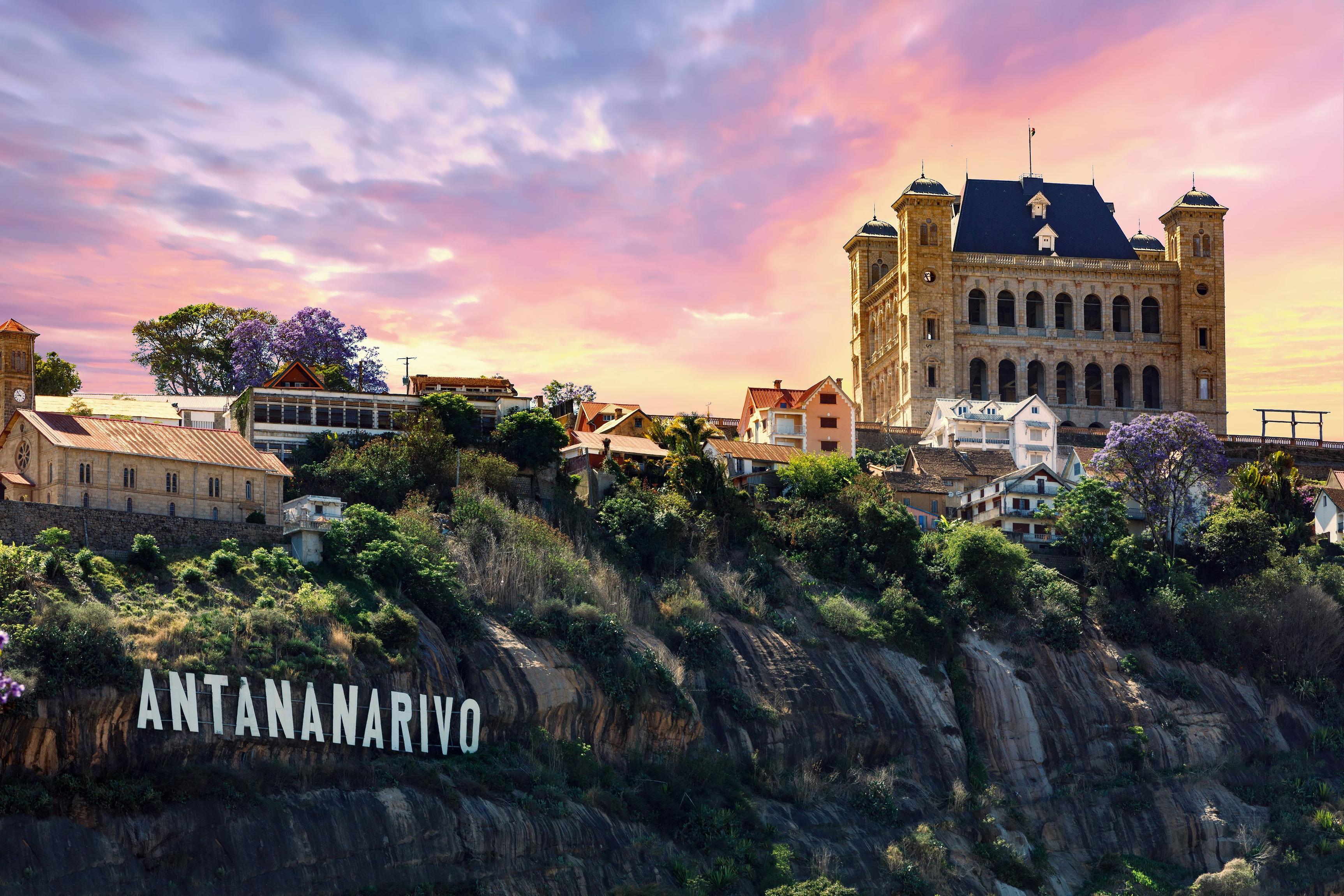 3450x2300 Antananarivo Guide. Planet of Hotels