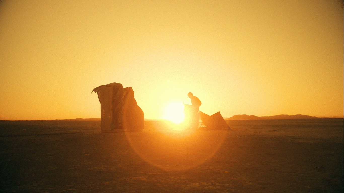 1366x768 1366×768 Photo taken on Joji's new music video “Daylight”