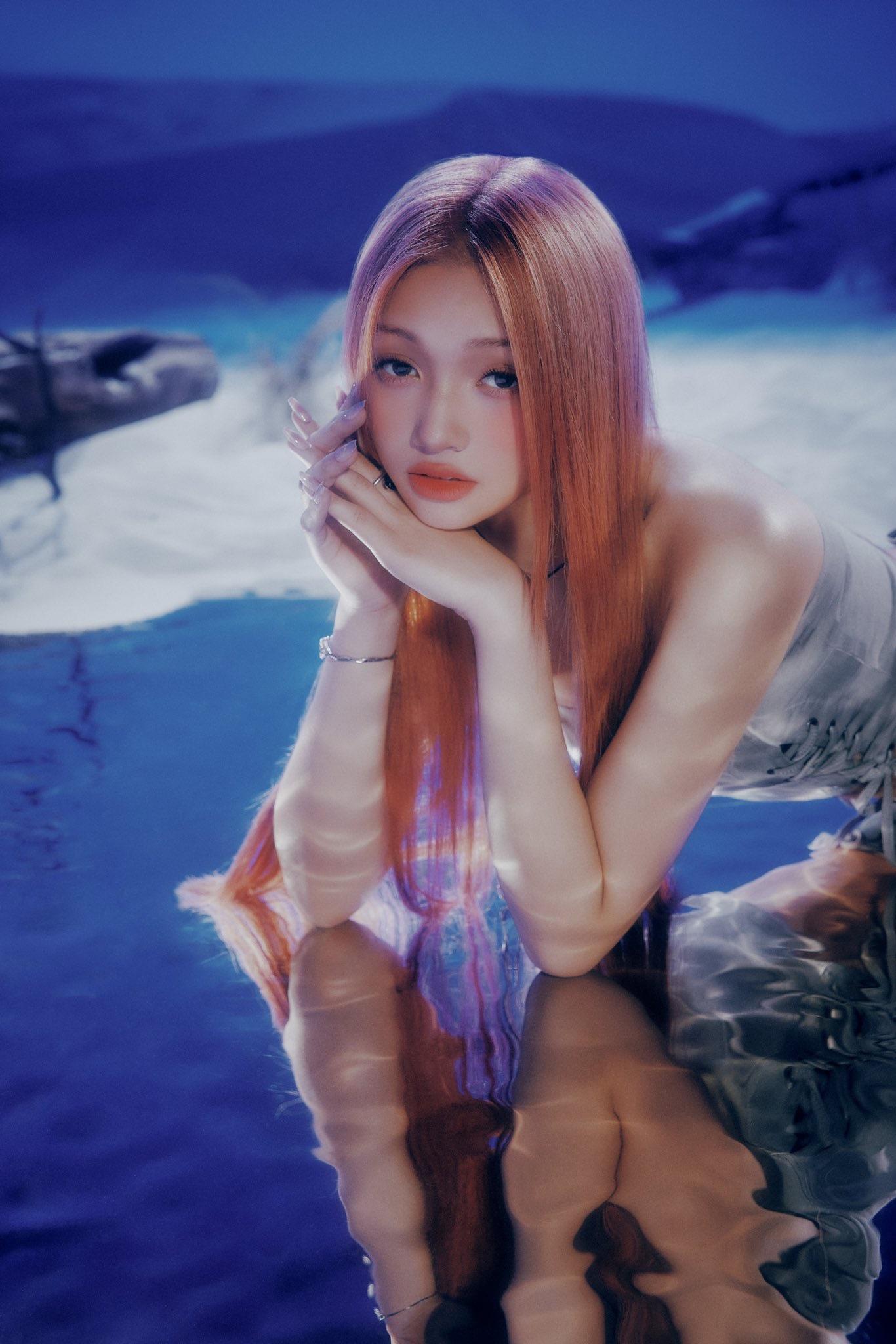 1366x2048 UNIS UNIS (Concept Photo, Gehlee, Hyeonju, Yunha)