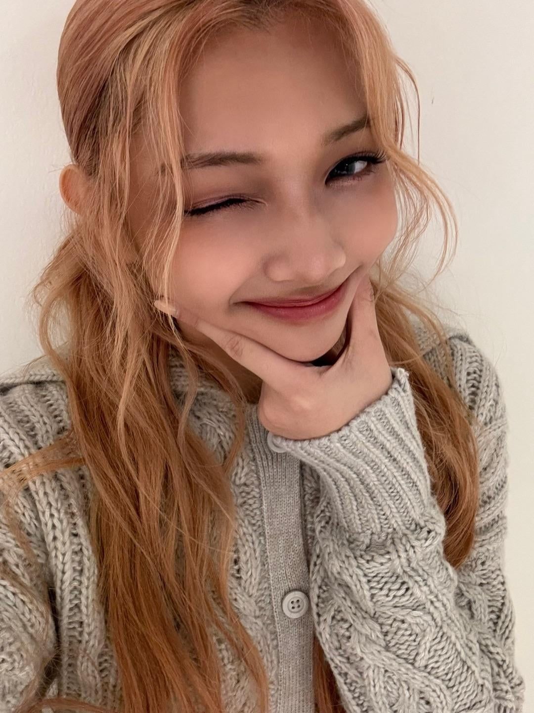 1080x1440 Gehlee weverse update