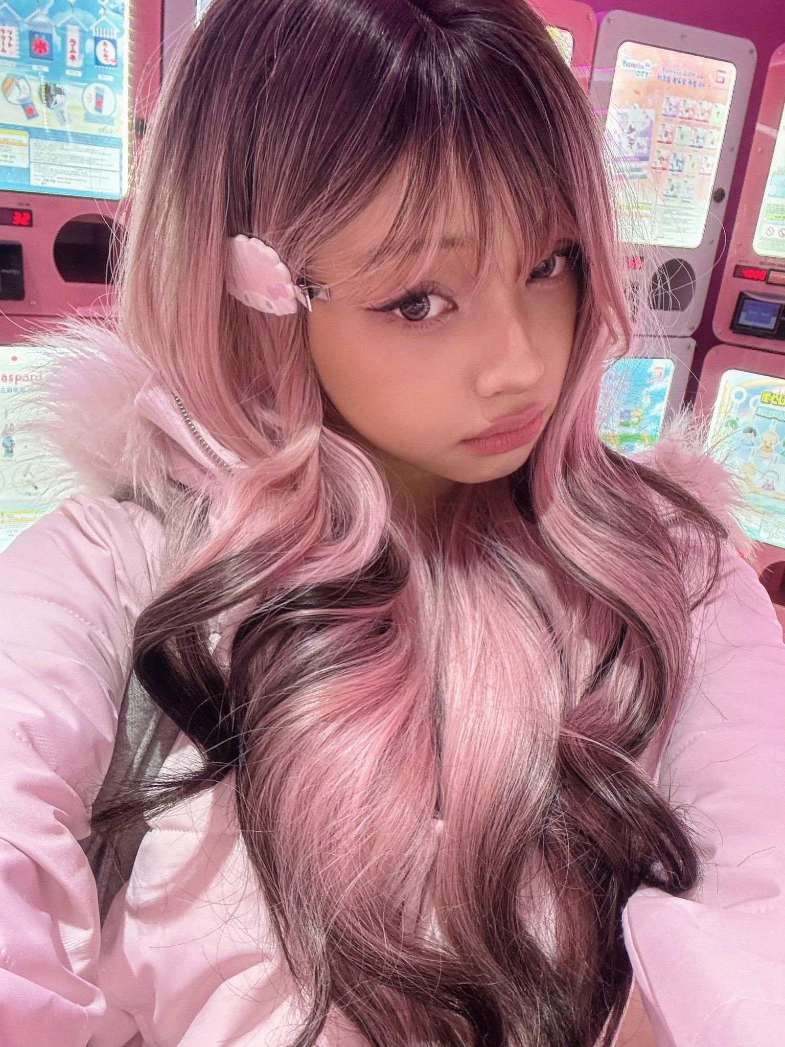 1536x2048 Gehlee Twitter(X), Instagram Update: do u wear wigs