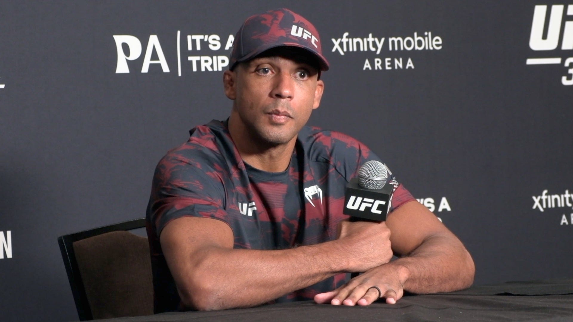 1920x1080 UFC 330: Edson Barboza focused on Esteban Ribovics, not retirement