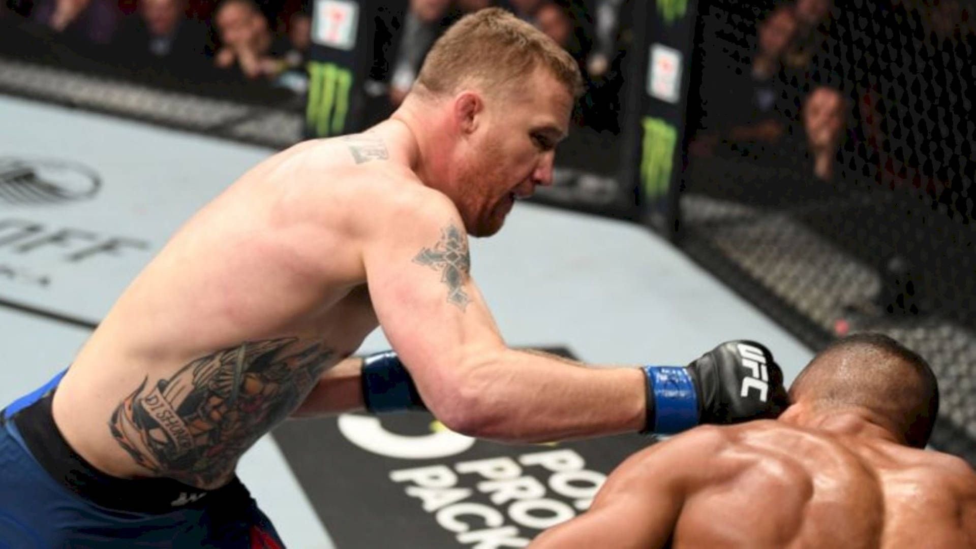 1920x1081 Download free Edson Barboza Delivering A High Flying Roundhouse Kick During A Ufc Fight. Wallpaper