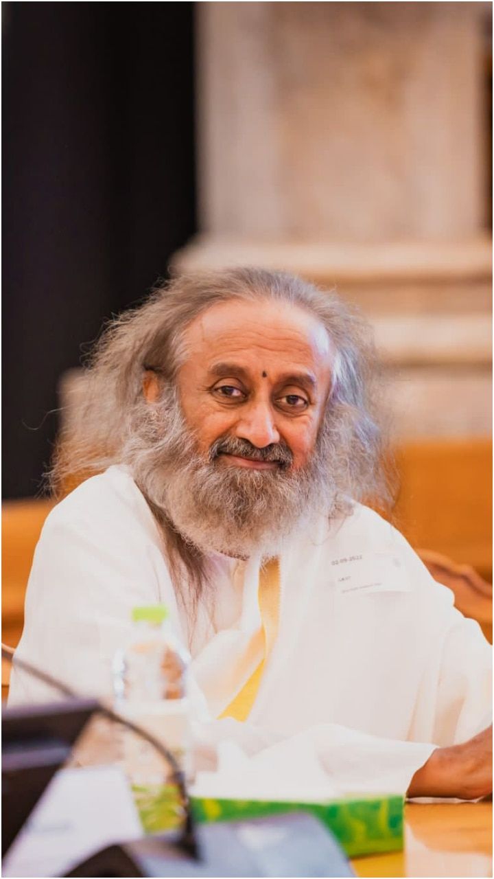 720x1280 Inspirational Quotes on Fear By Sri Sri Ravi Shankar