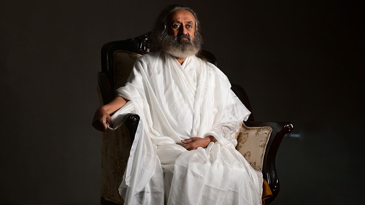 1200x675 Gurudev Sri Sri Ravi Shankar: The global guru's art of healing