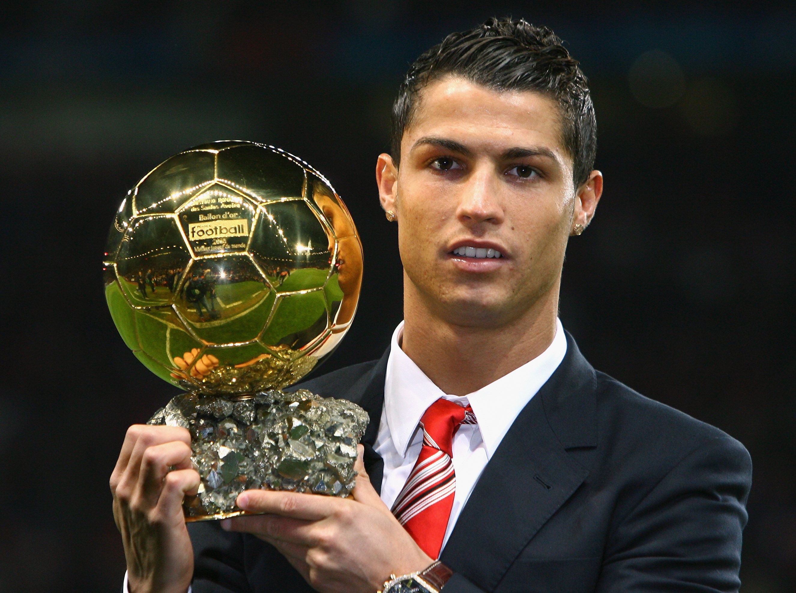 2652x1976 cristiano, Ronaldo, Cr Fifa, Ballon, Dand039or, Football, Soccer, Real, Madrid, Sports, Hd, Wallpaper HD / Desktop and Mobile Background