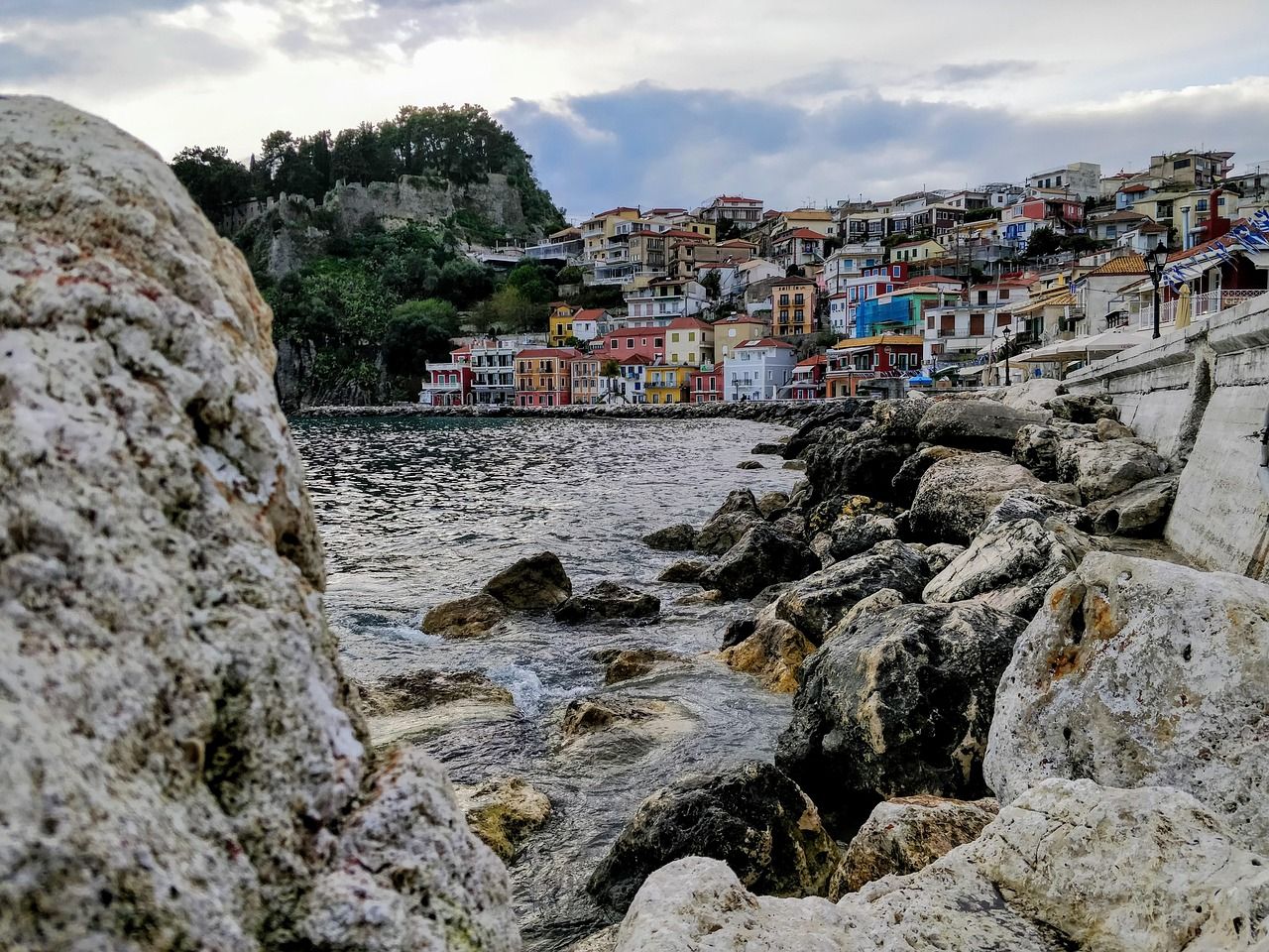 1280x960 Free Parga & Nature Image