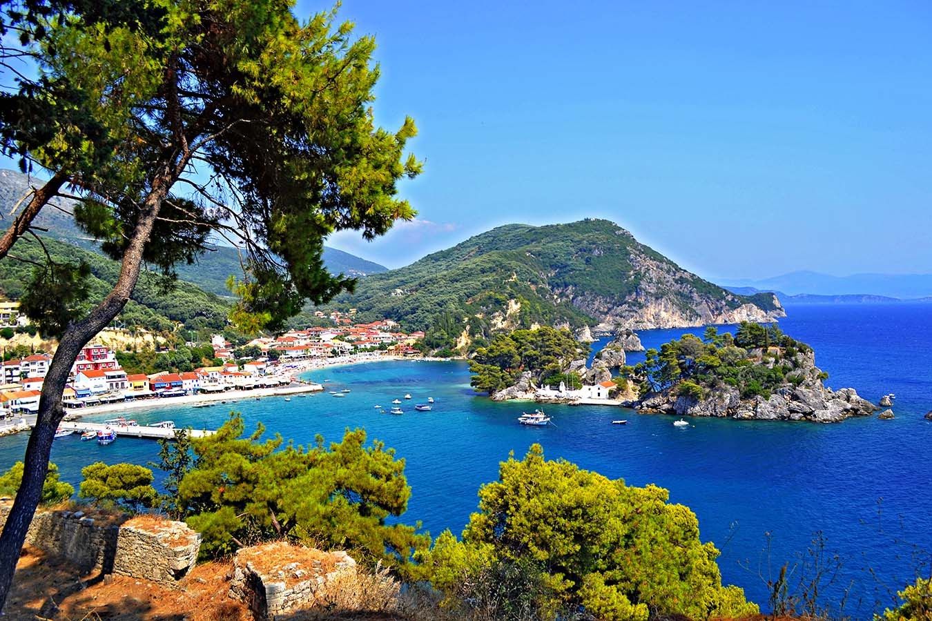 1350x900 PARGA