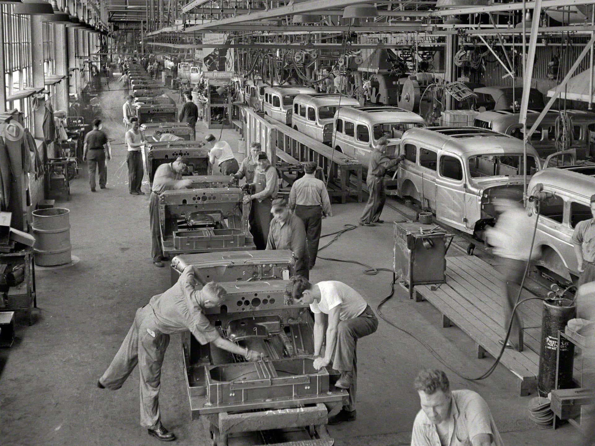 1920x1440 Assembly Line Wallpaper