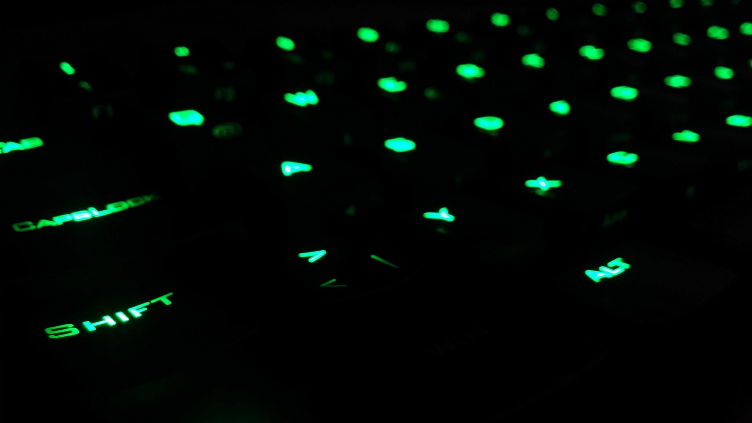 2560x1440 Black and green computer keyboard, mechanical keyboard, keyboards, LEDs, dark HD wallpaper