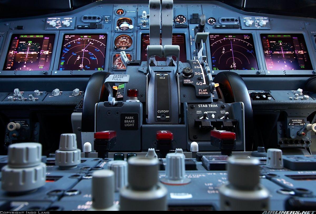 1200x812 Boeing 737 Cockpit Wallpaper