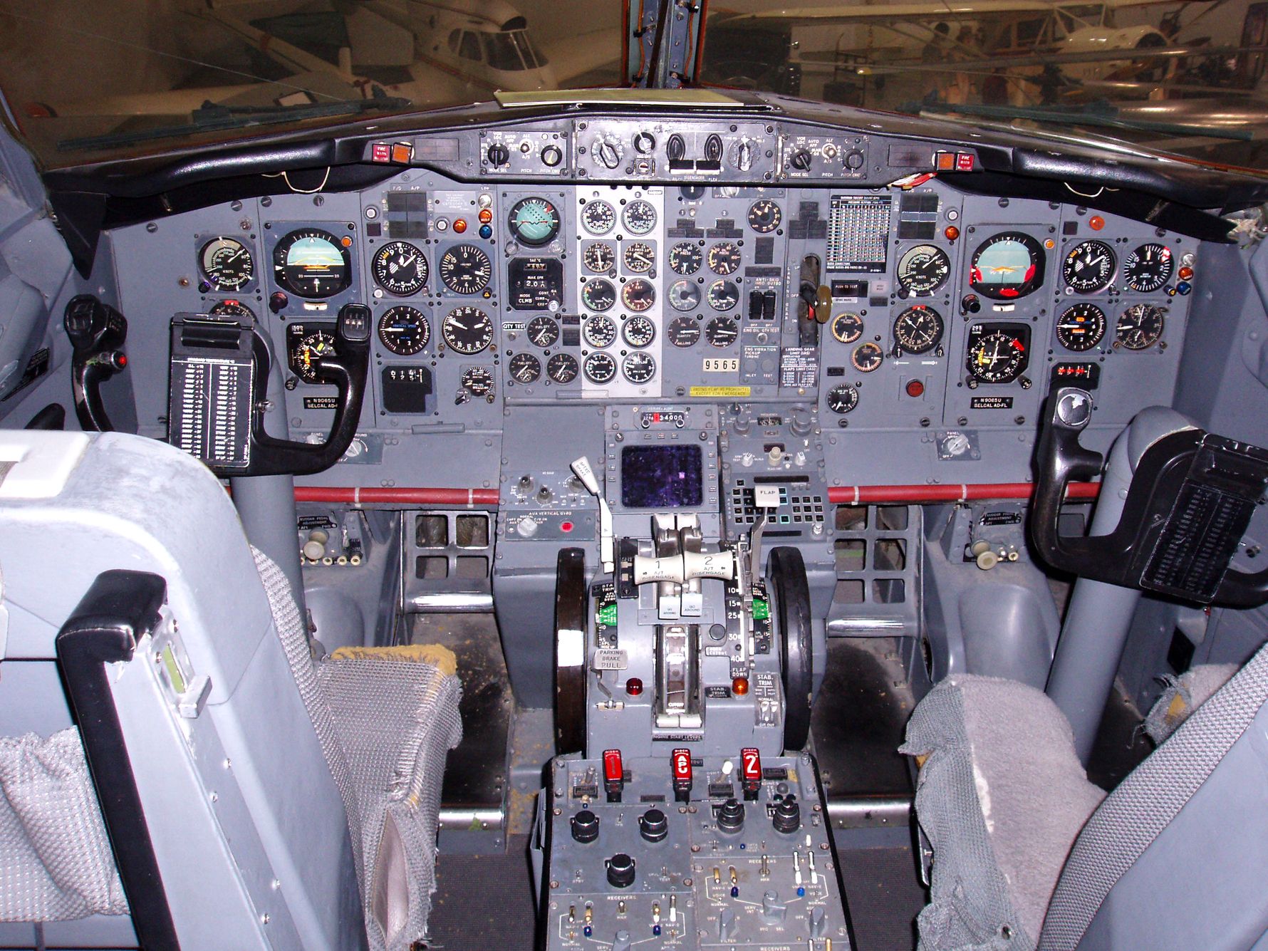 1780x1335 Boeing 737 200