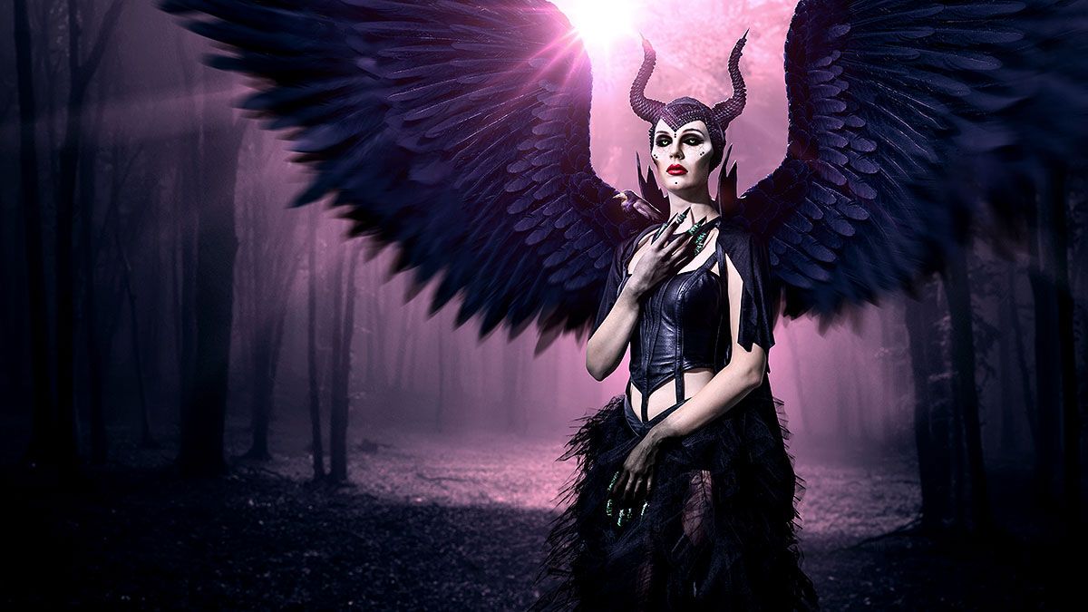 1200x675 Calvin Hollywood Mistress Of All Evil