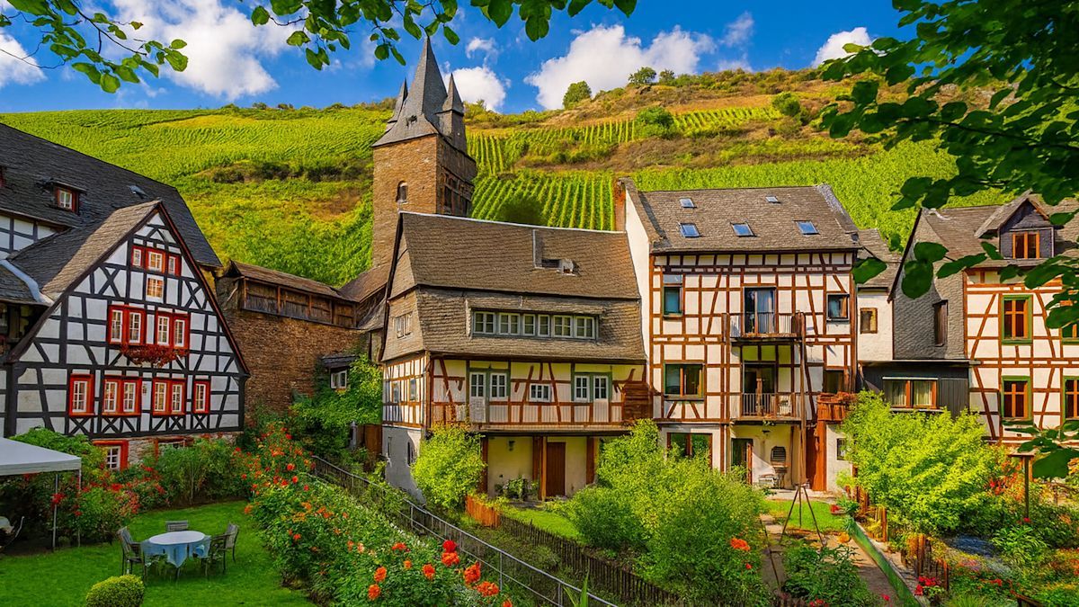 1200x675 Bacharach Germany Medieval Rhine Village Walk 4K