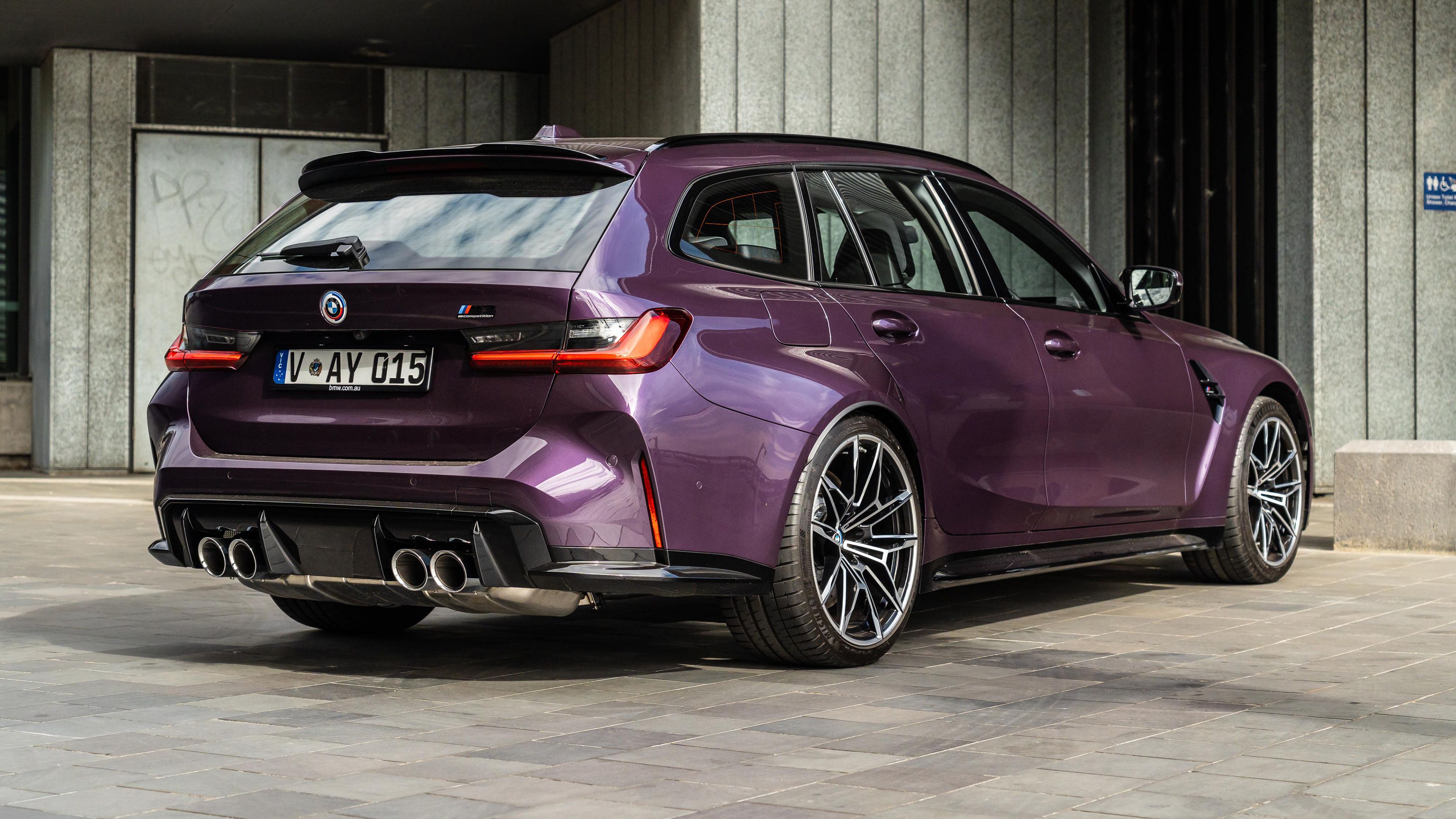 3840x2160 BMW M3 Competition Touring M xDrive 2023 Wallpaper Car Wallpaper