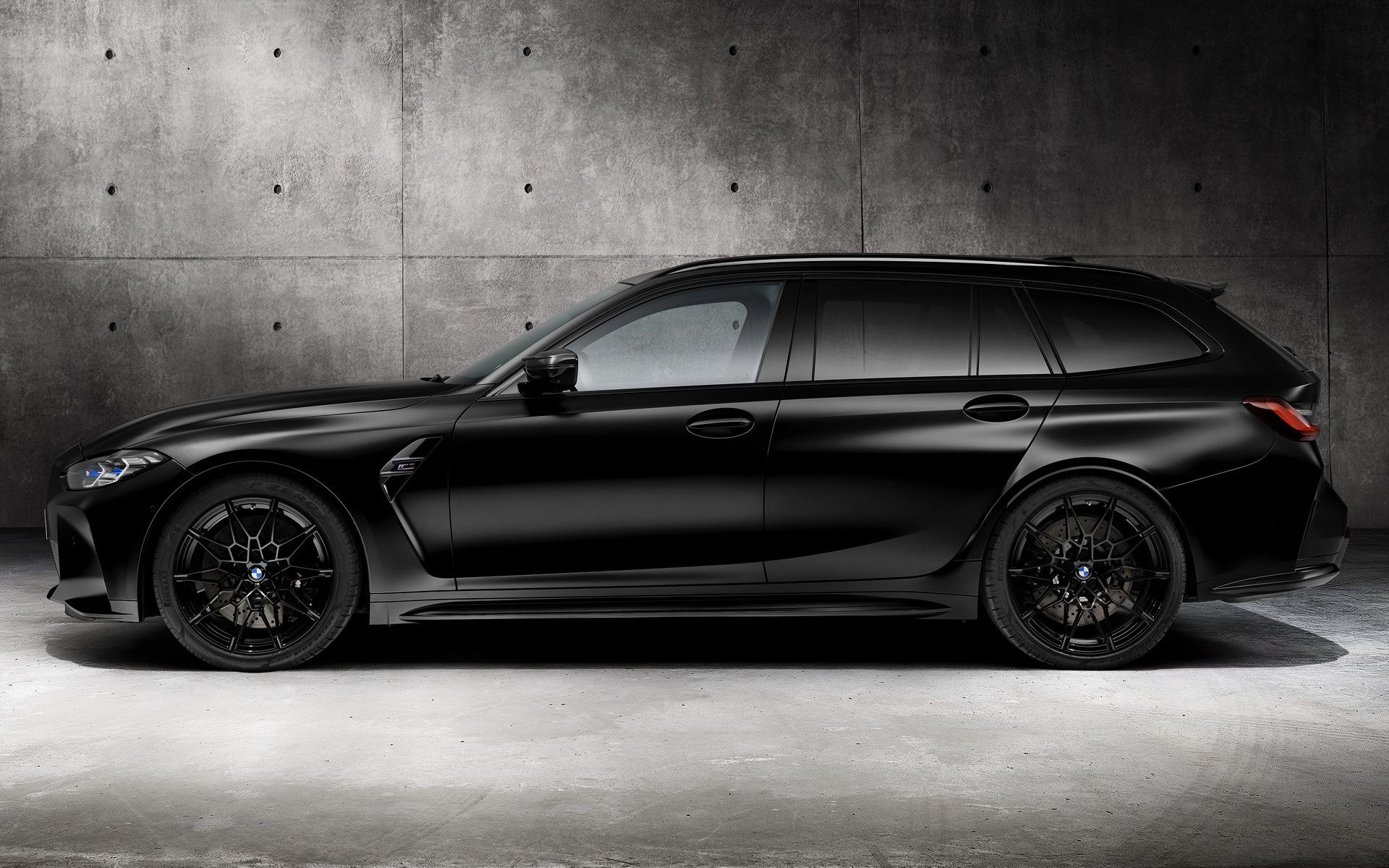 1920x1200 Wallpaper side view, bmw m Touring, Competition, 2022 for mobile and desktop, section bmw, resolution 1920x1200