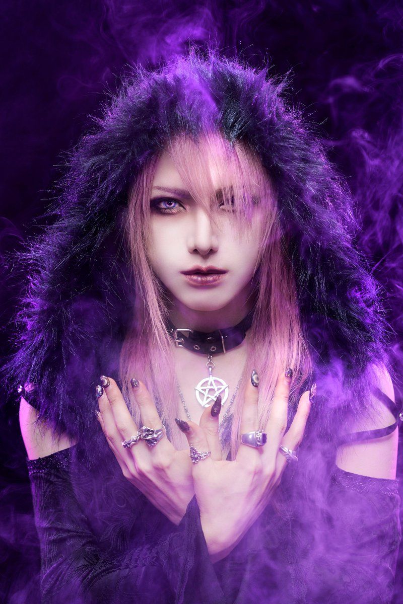800x1200 Jiluka Wallpaper