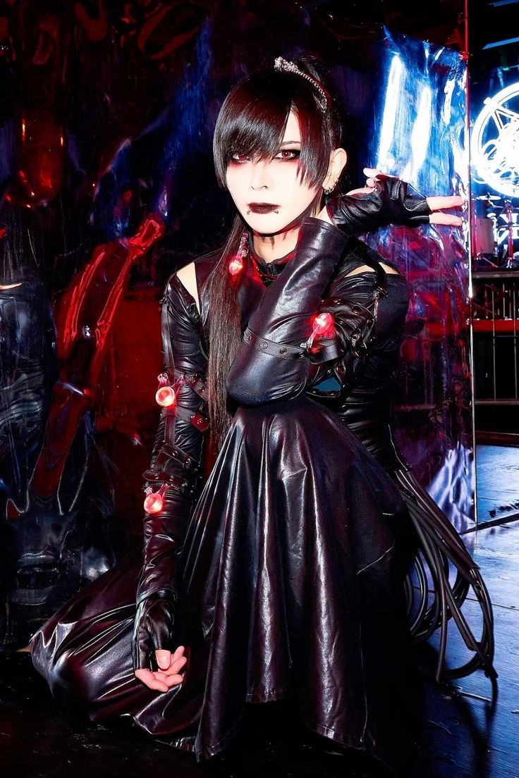 736x1104 boogie JILUKA