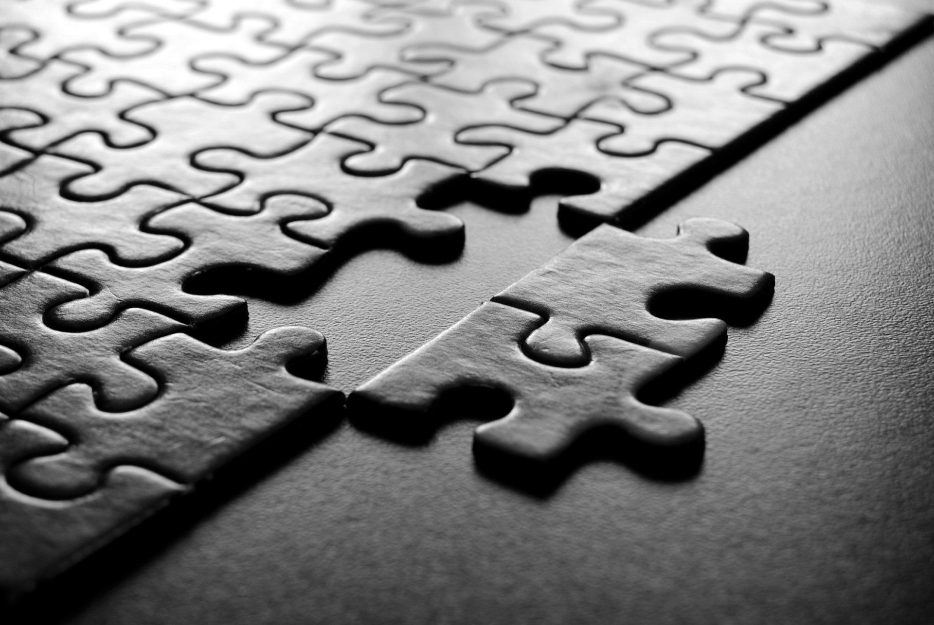 1920x1286 Macro Puzzle: Man Made PiecesK Quad HD Close Up. Missing Piece Wallpaperx1714