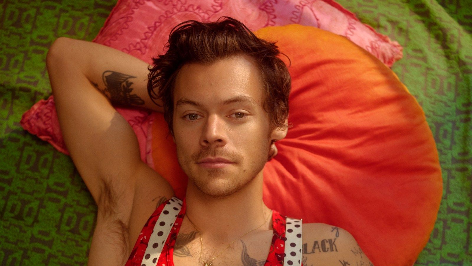 1600x900 Harry Styles on 'Harry's House, ' 'As it Was, ' 'Don't Worry Darling, ' Olivia Wilde and More