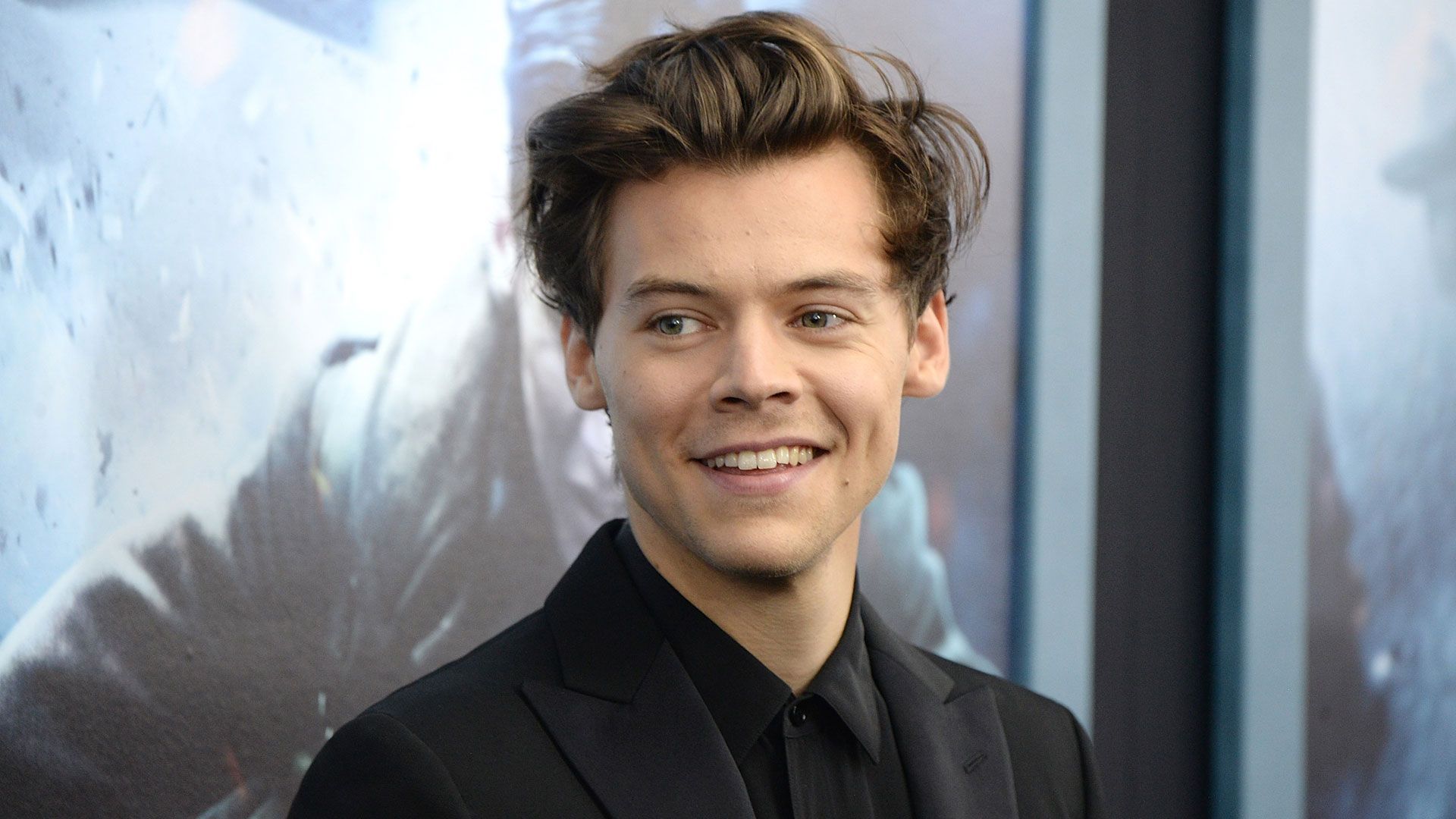 1920x1080 Harry Styles' new haircut is a throwback to his Dunkirk days