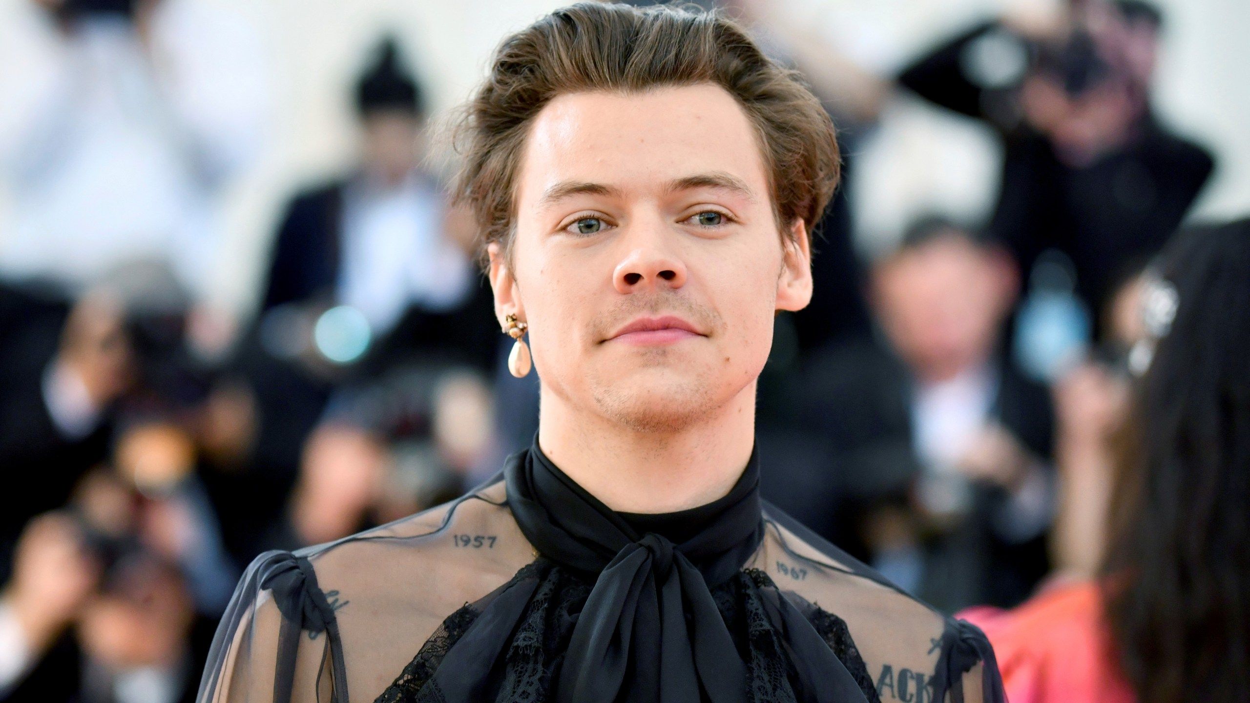 2560x1440 Harry Styles to make 2020 tour stop in Tampa