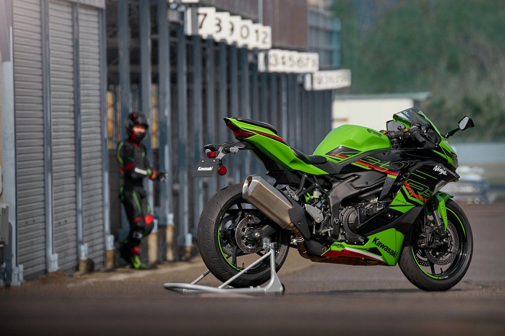 1622x1080 Kawasaki Ninja ZX 4RR [Specs, Features, Photo]