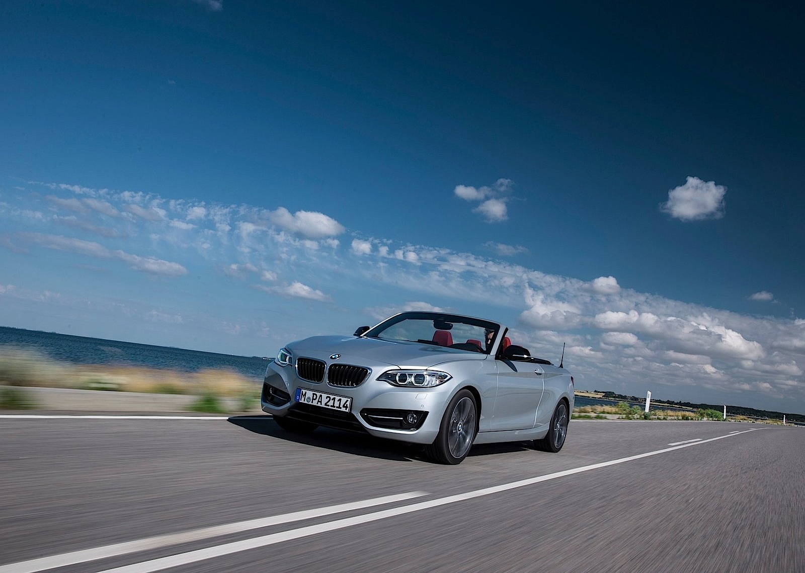 1600x1140 BMW 2 Series Convertible F23 Specs, Performance & Photo