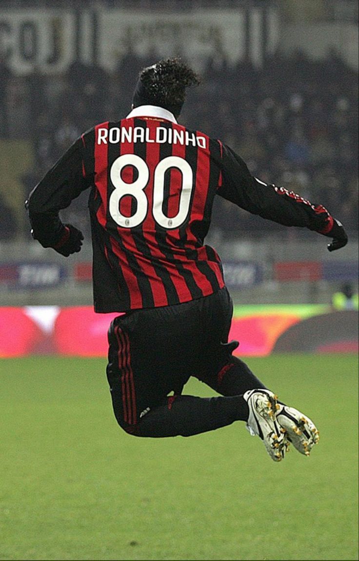 736x1148 Dinho at Ac Milan