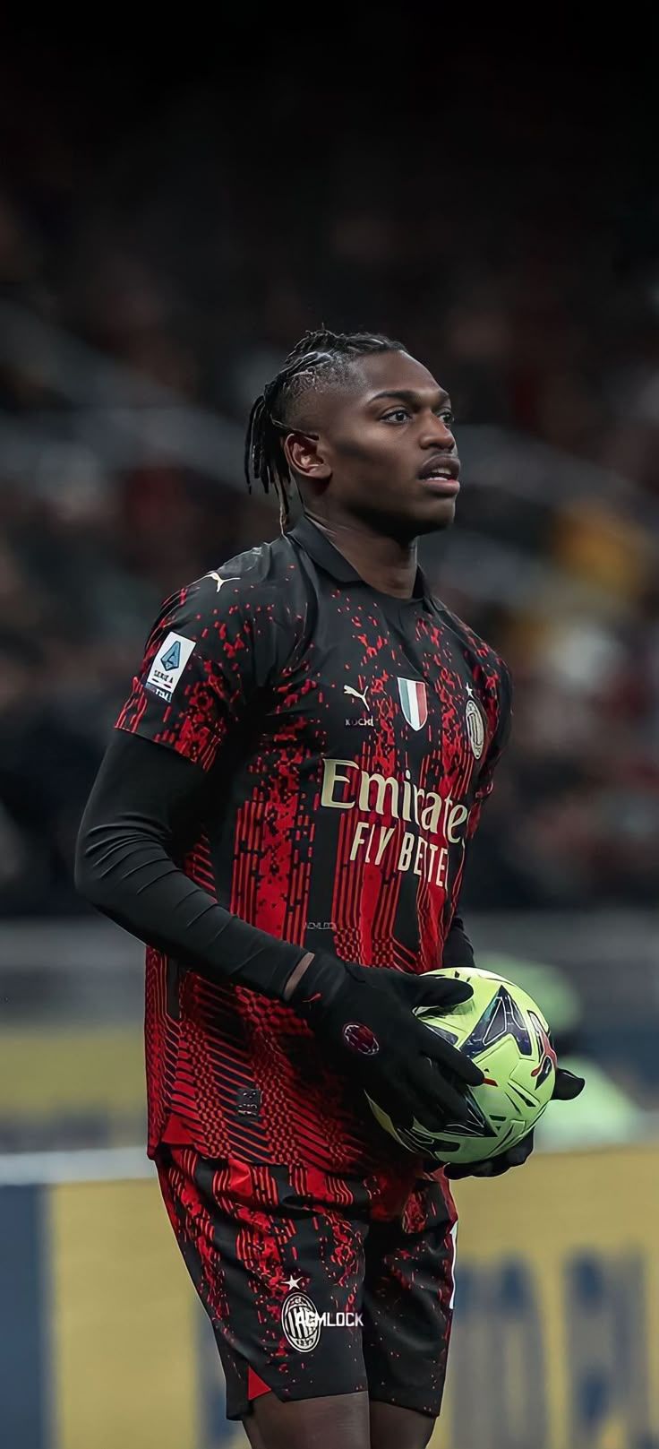 736x1617 Acmilan wallpaper. Ronaldinho ac milan wallpaper, Soccer players, Soccer picture