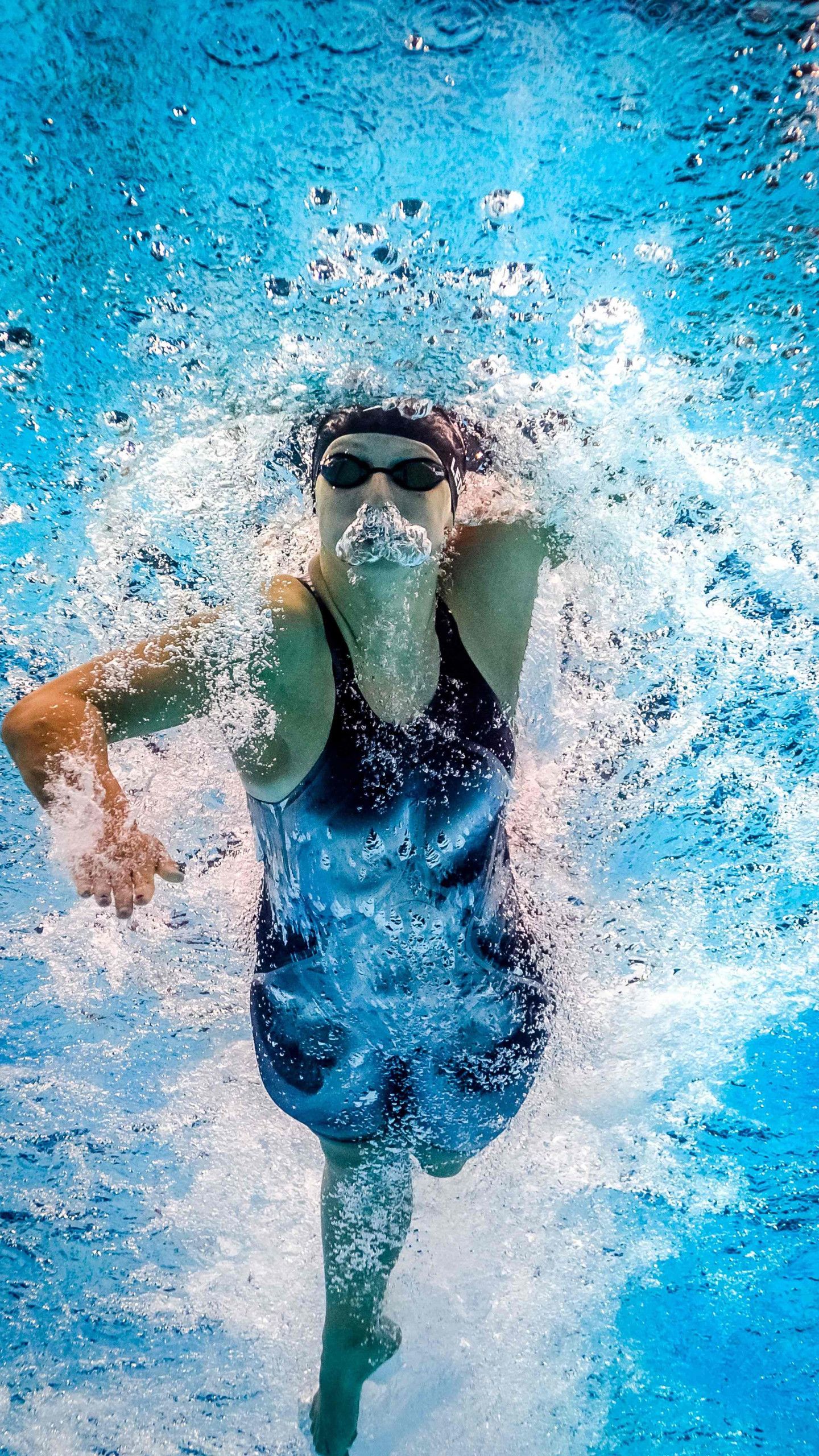 1440x2560 Katie Ledecky Wallpaper