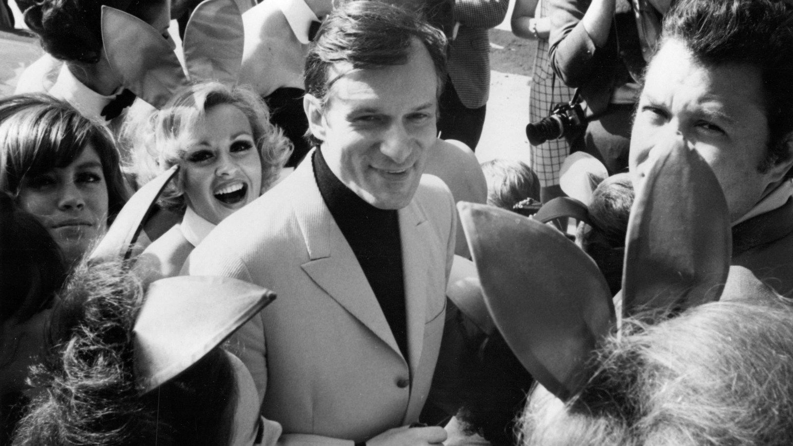 1600x900 Hugh Hefner, Playboy founder who built his empire in Chicago, dies at 91