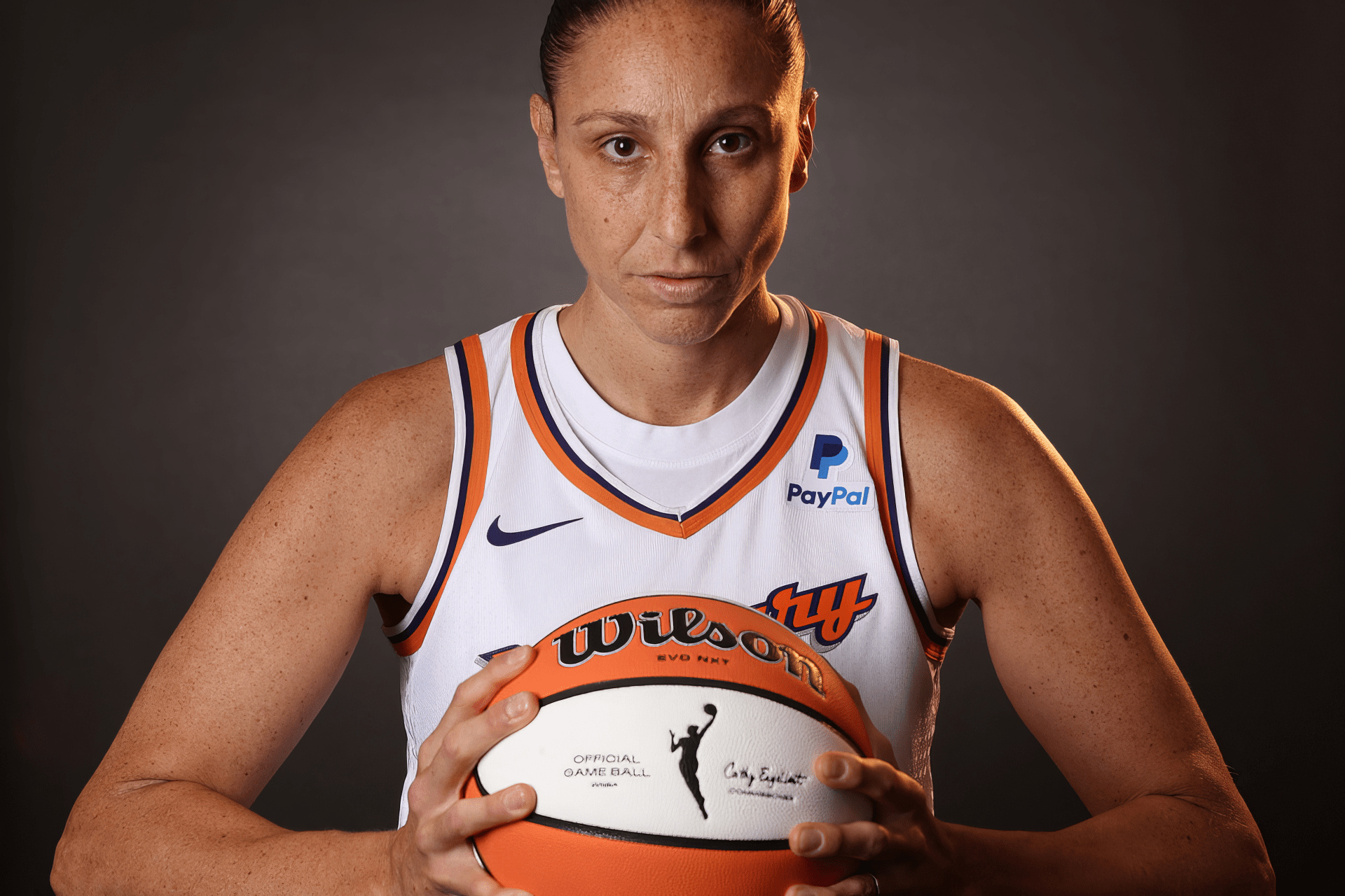 1920x1280 Diana Taurasi: Phoenix Mercury HD Wallpaperx1440