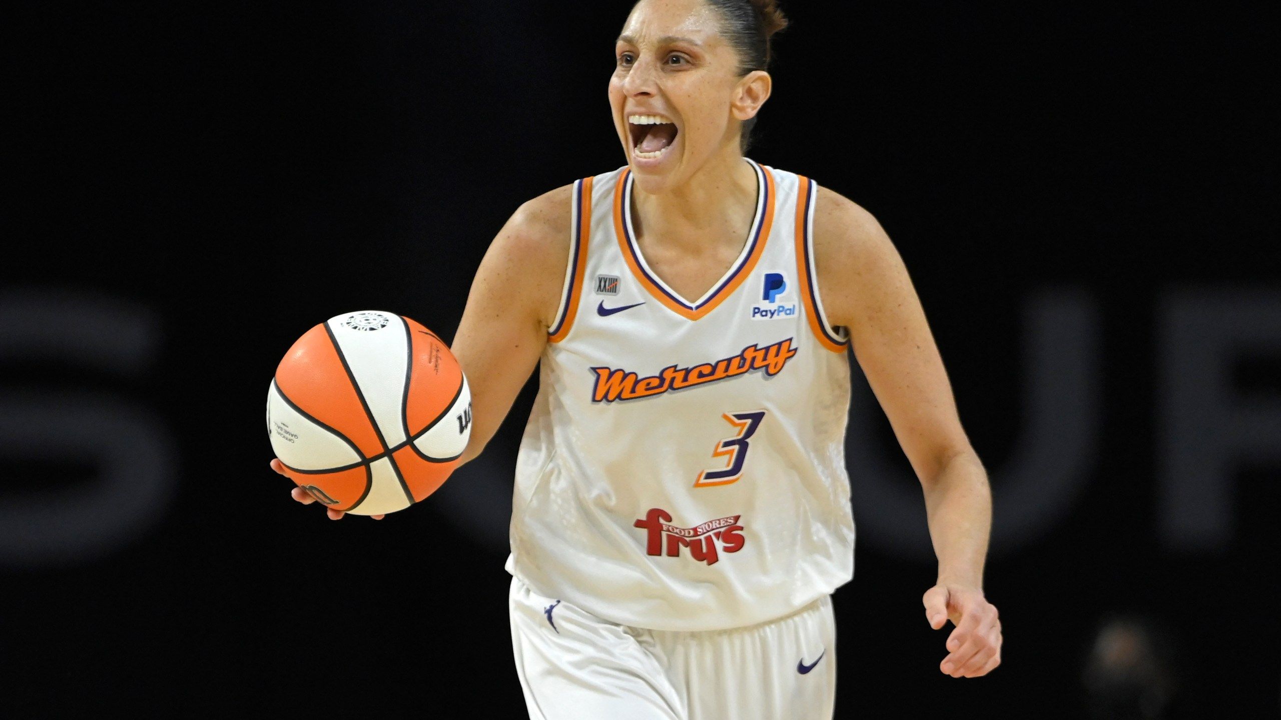2560x1440 Record night for Taurasi, Mercury in Game 2 rout over Aces
