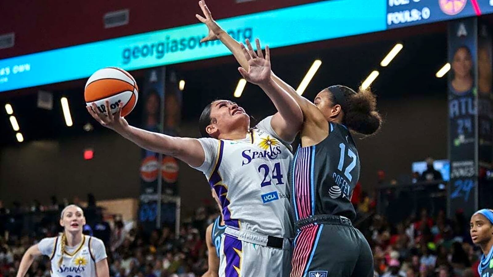 1600x900 Rhyne Howard, Dream damage Sparks&; playoff hopes