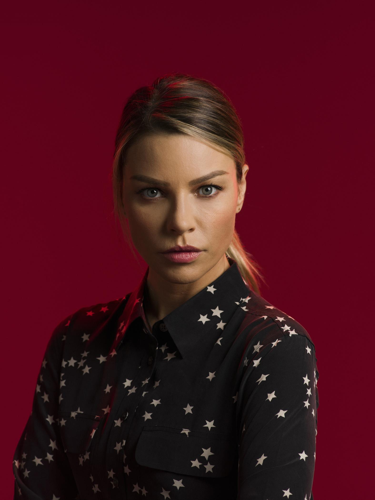 1575x2100 Chloe Decker Wallpaper