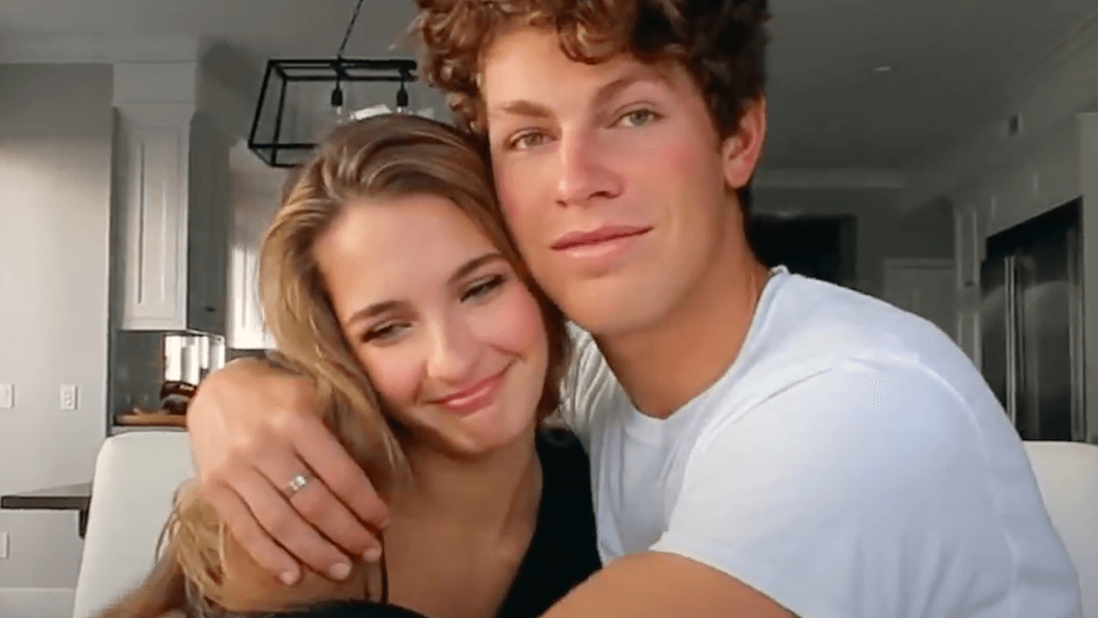 1600x900 TikTokers Lexi Rivera and Ben Azelart explain why they broke up