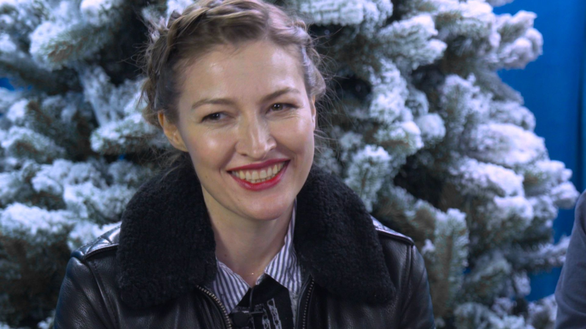1920x1080 Kelly MacDonald Stans for Margot Robbie