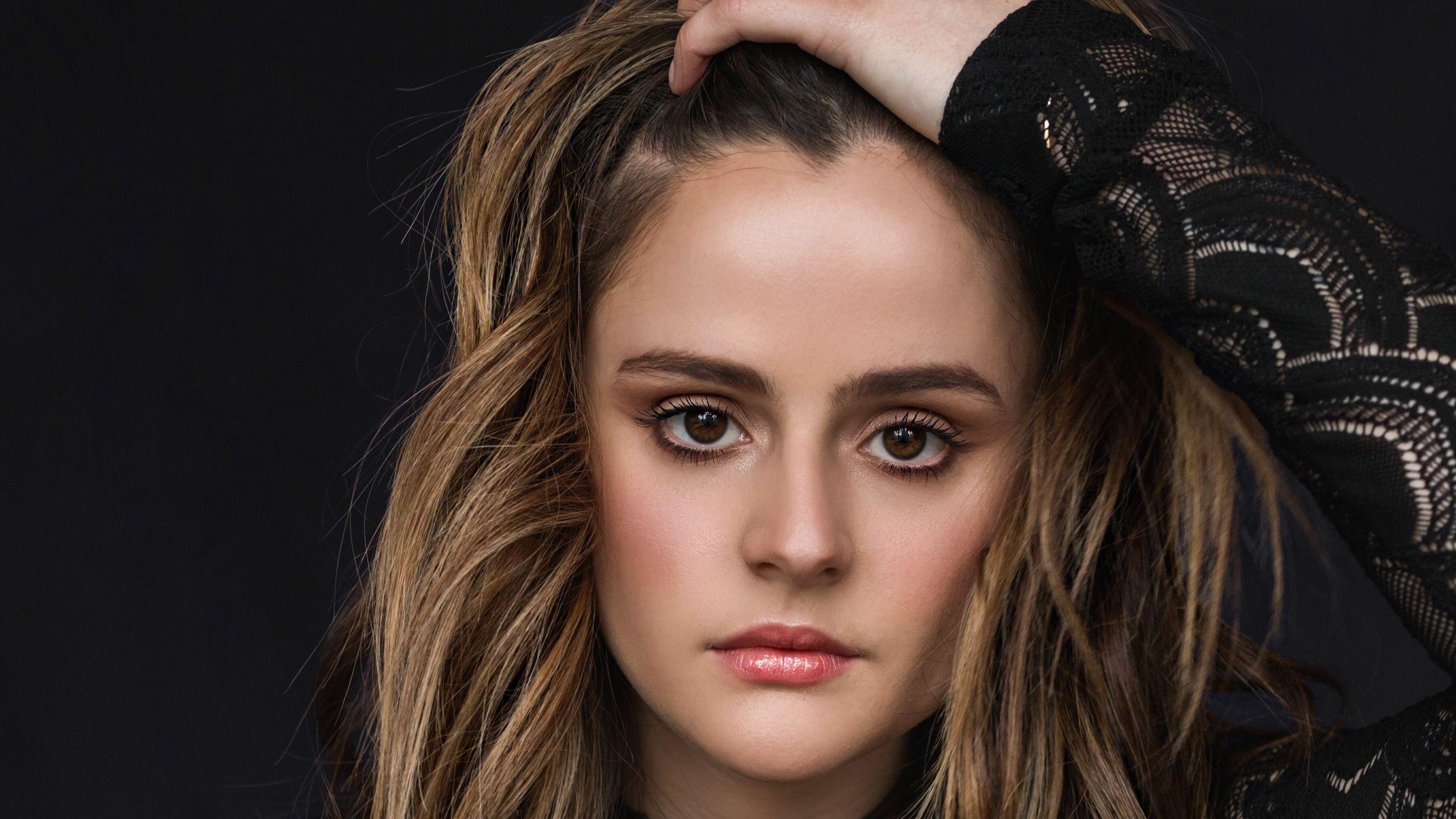2732x1537 Larissa Albuquerque, HD Celebrities, 4k Wallpaper, Image, Background, Photo and Picture